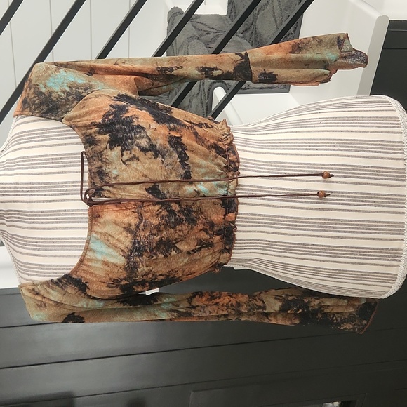 Tops - Tie Dye Print Crop Top